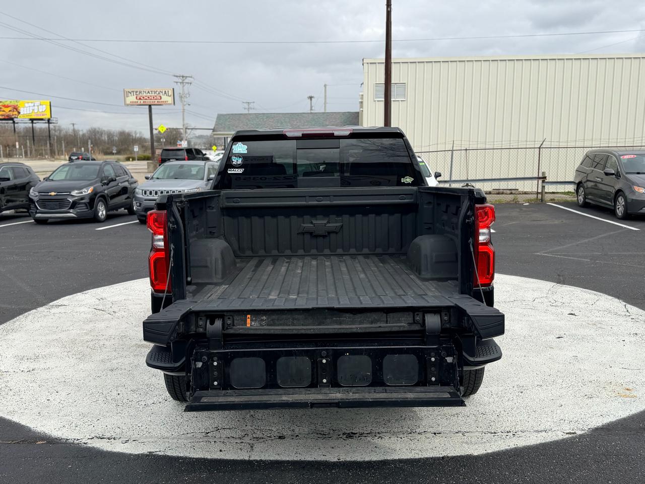 Chevrolet Silverado 1500 4WD Crew Cab 147" LT Trail Boss 2021