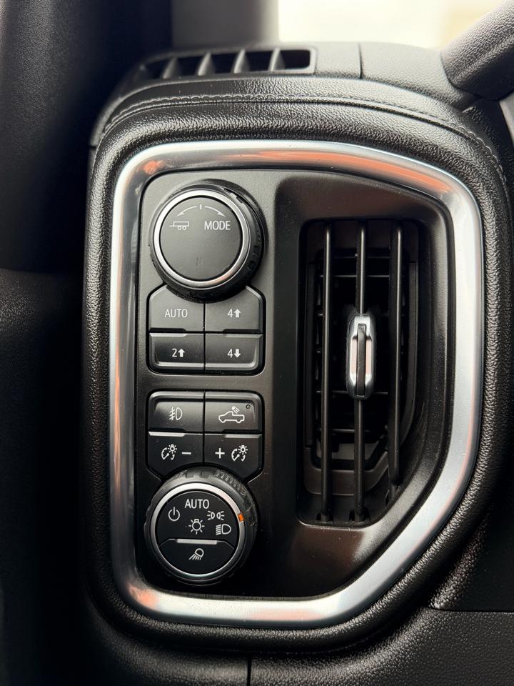 Chevrolet Silverado 1500 4WD Crew Cab 147" LT Trail Boss 2021