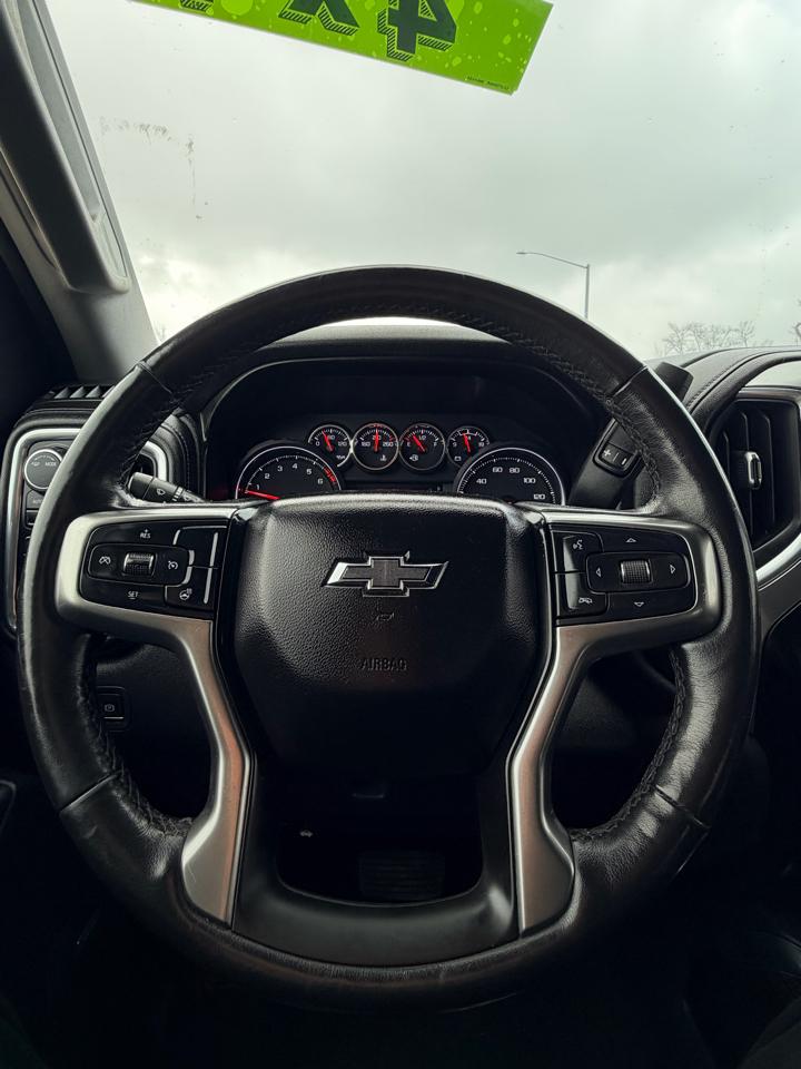 Chevrolet Silverado 1500 4WD Crew Cab 147" LT Trail Boss 2021