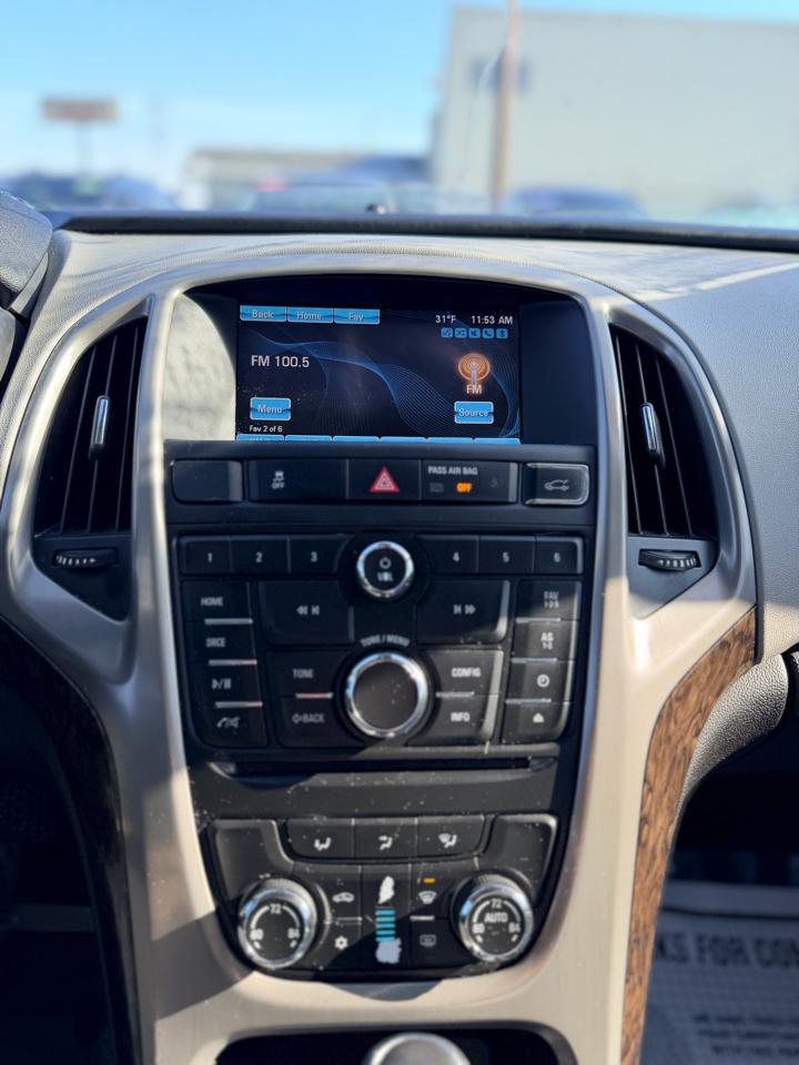 Buick Verano Base 2013