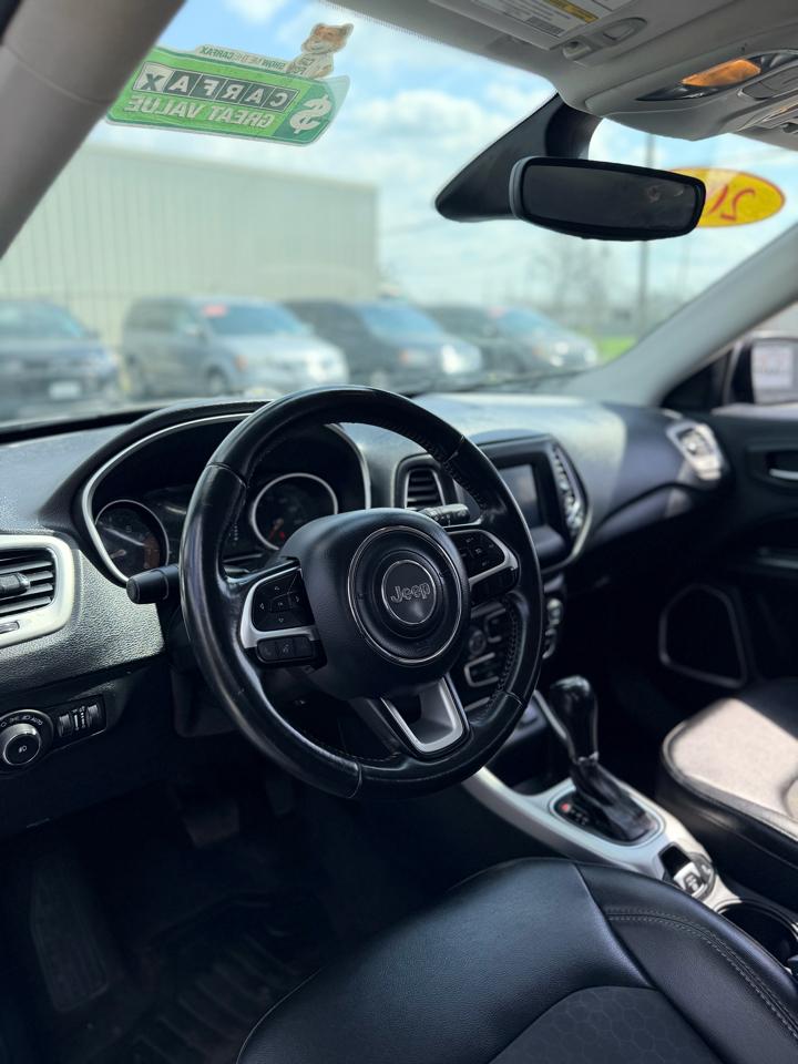 Jeep Compass Latitude FWD 2019