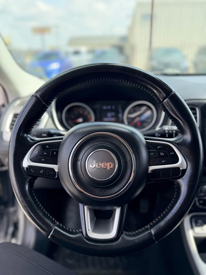 Jeep Compass Latitude FWD 2019