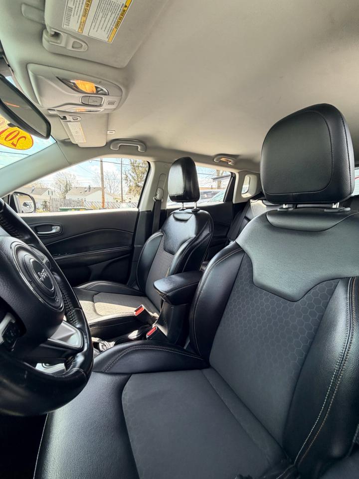 Jeep Compass Latitude FWD 2019