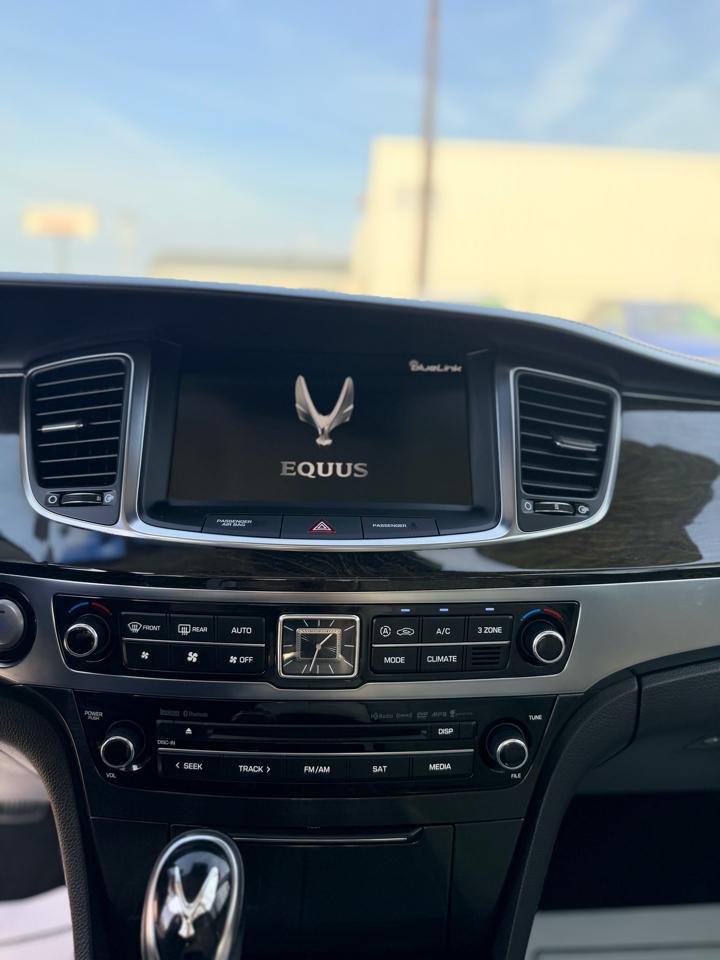 Hyundai Equus 4dr Sdn Ultimate 2014