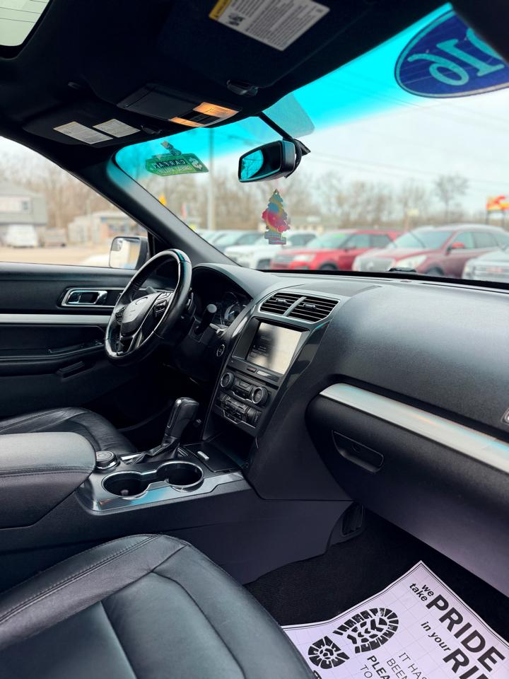 Ford Explorer XLT 4WD 2016