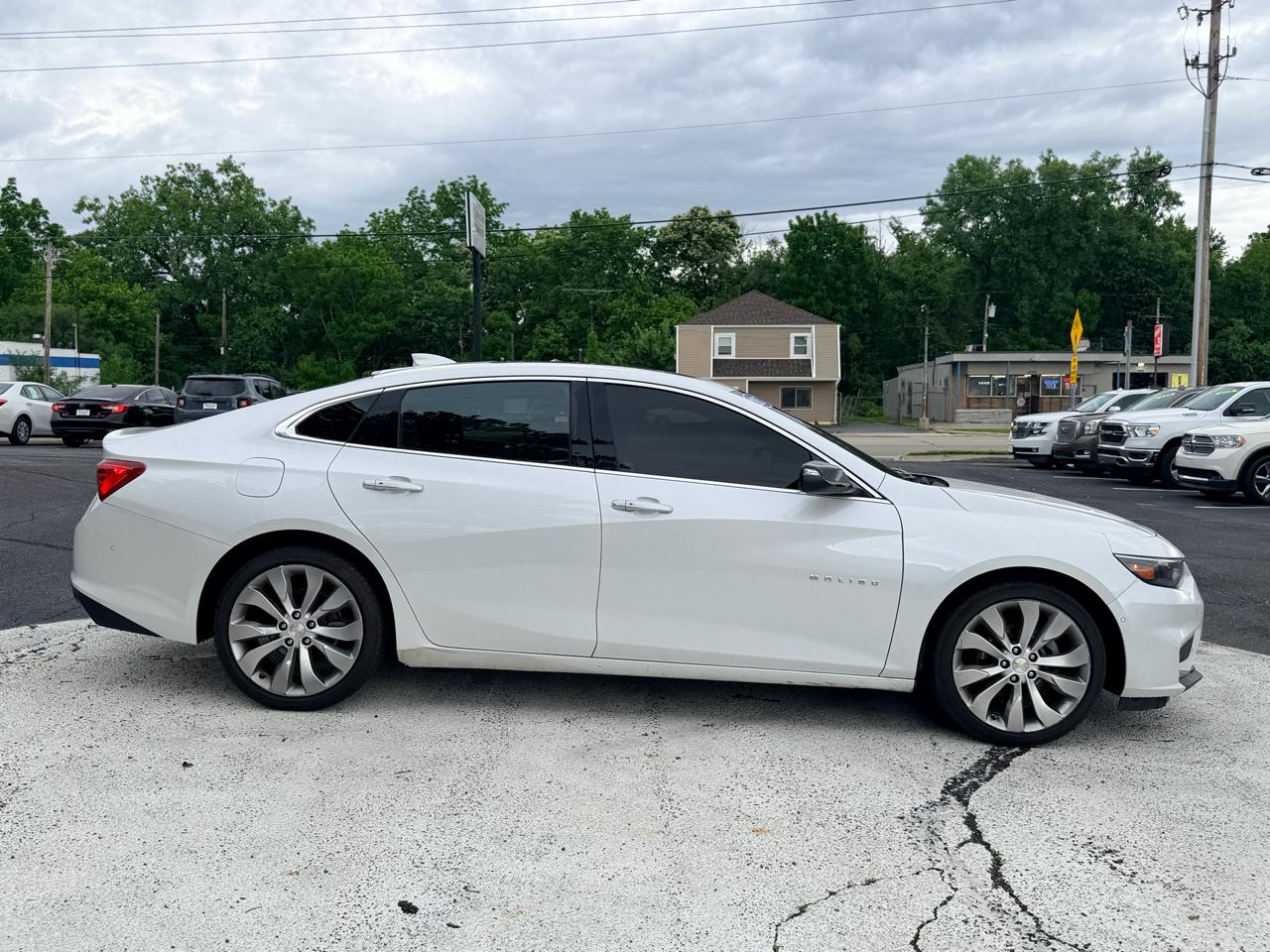 Chevrolet Malibu 4dr Sdn Premier w/2LZ 2017