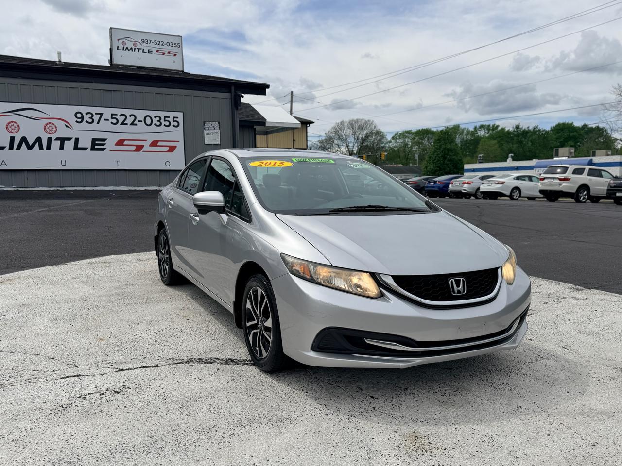 Honda Civic Sedan 4dr CVT EX 2015