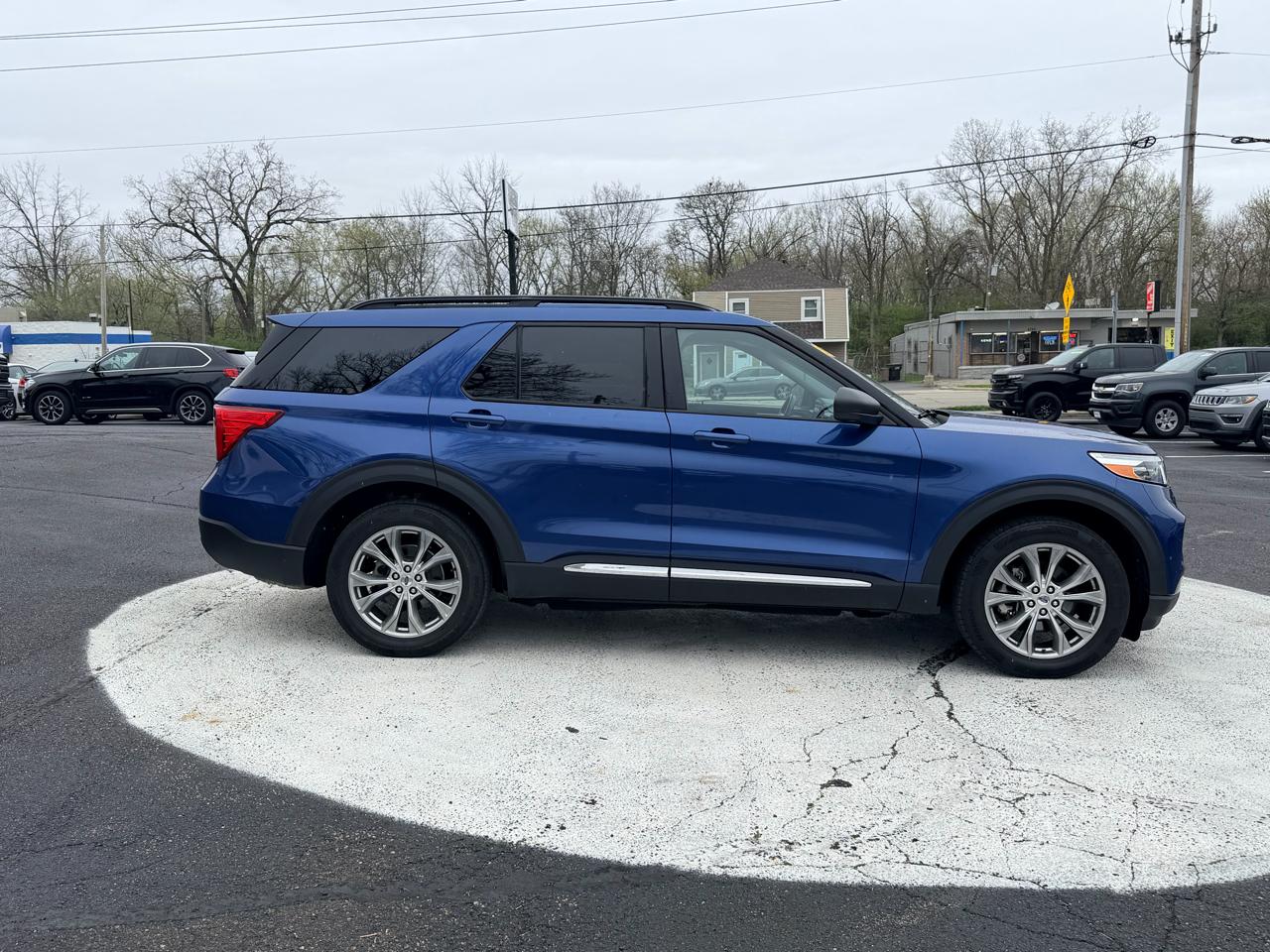 Ford Explorer XLT 4WD 2020
