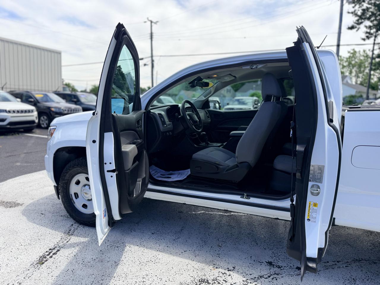 Chevrolet Colorado 4WD Ext Cab 128.3" Work Truck 2018