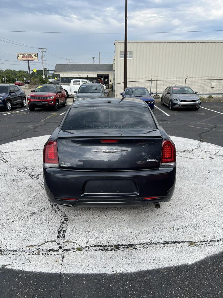 Chrysler 300 4dr Sdn 300S RWD 2016