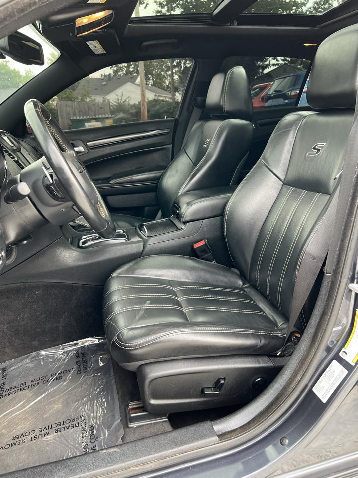 Chrysler 300 4dr Sdn 300S RWD 2016