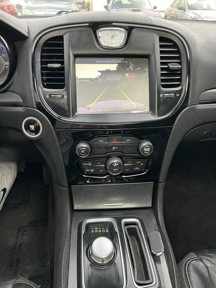 Chrysler 300 4dr Sdn 300S RWD 2016