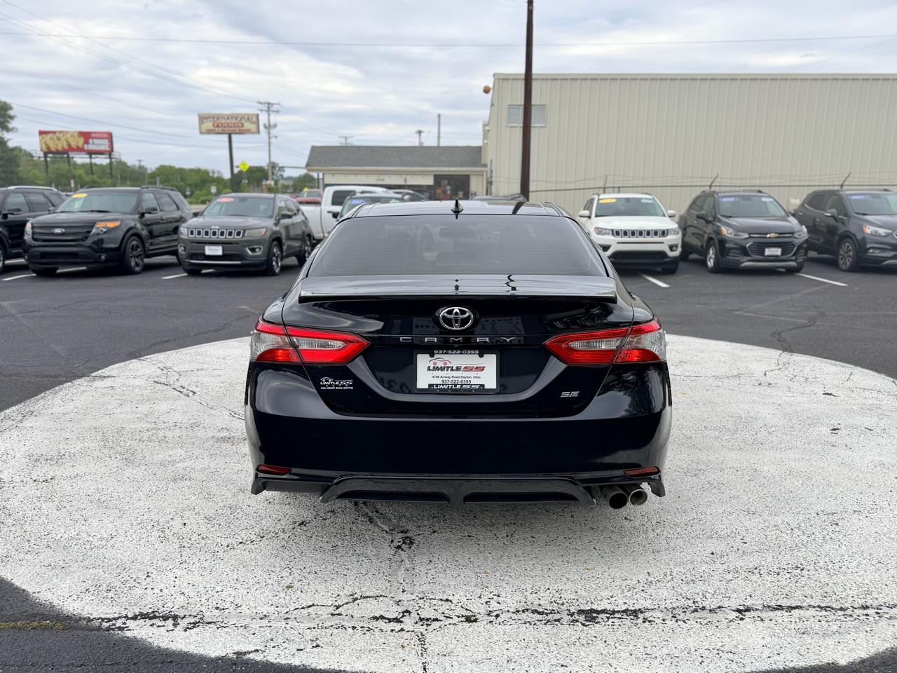 Toyota Camry LE Auto (Natl) 2019