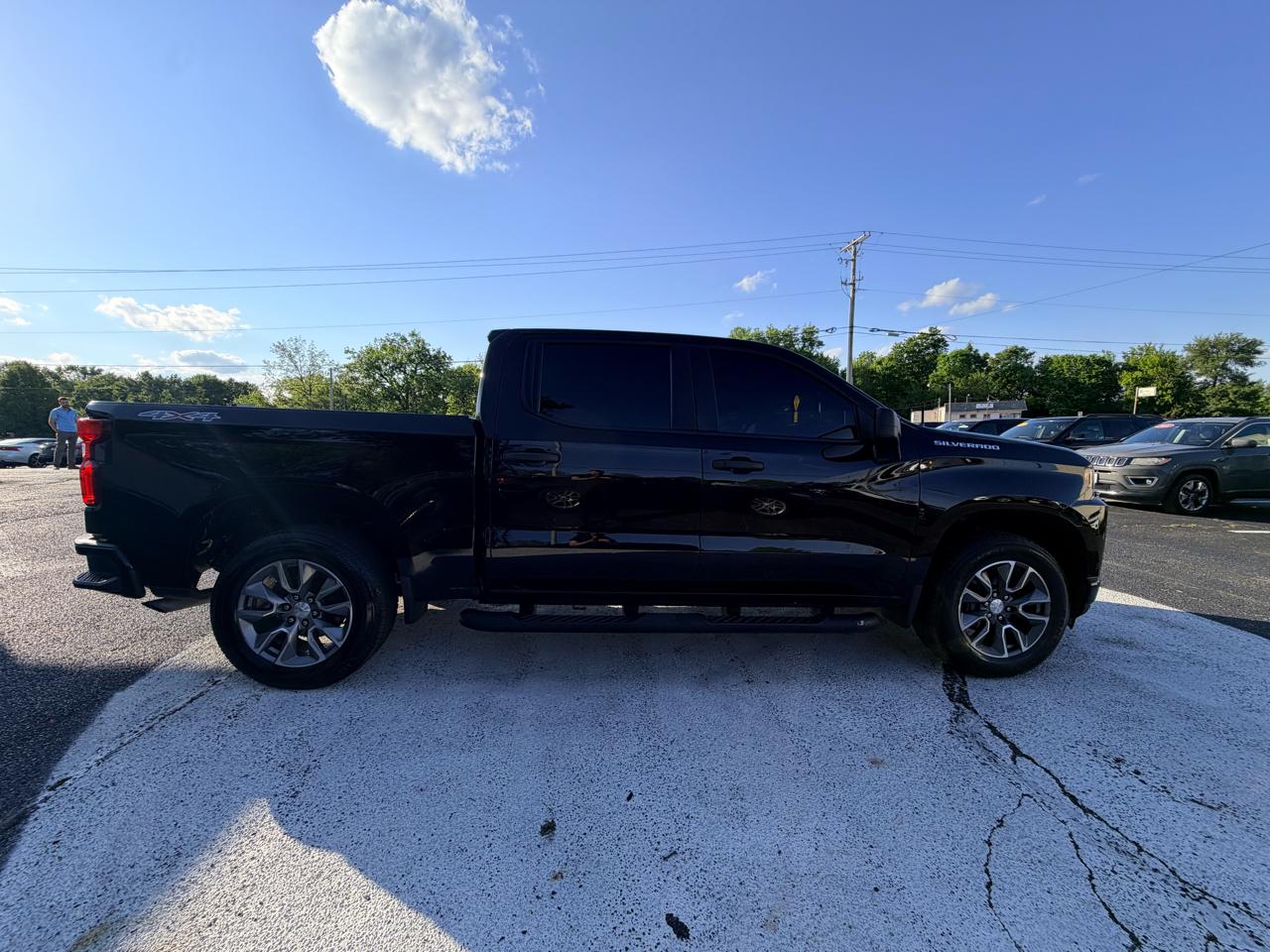 Chevrolet Silverado 1500 4WD Crew Cab 147" Custom 2021
