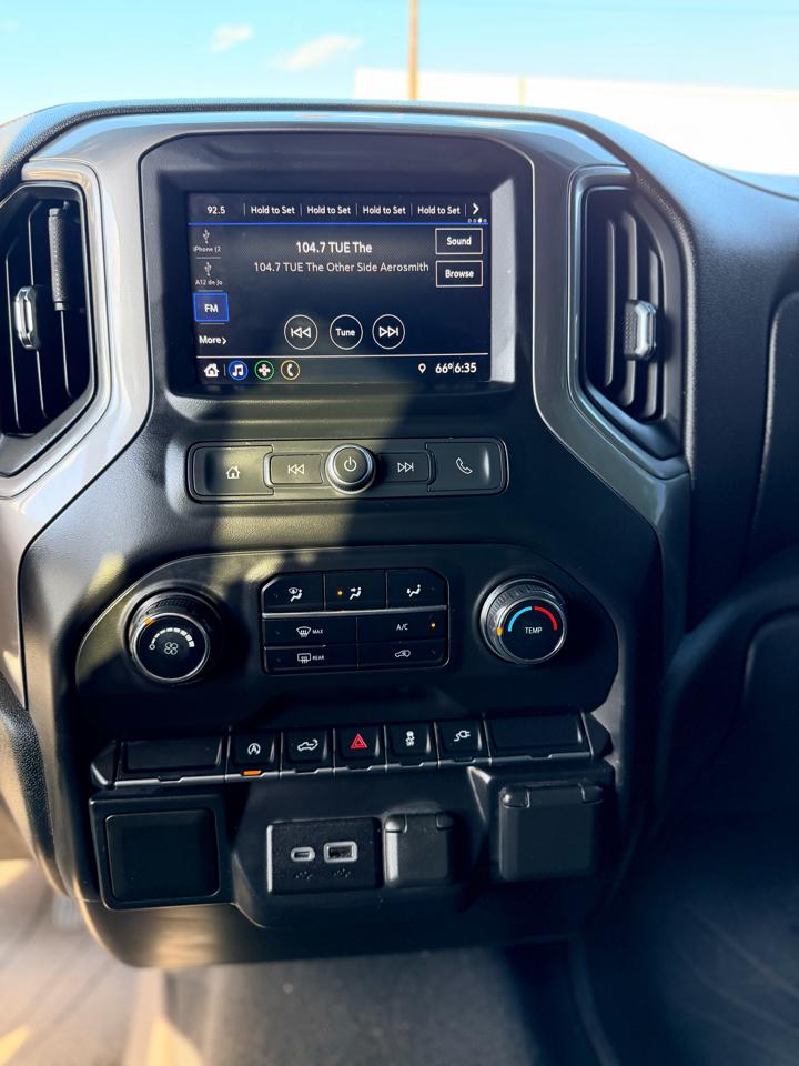 Chevrolet Silverado 1500 4WD Crew Cab 147" Custom 2021