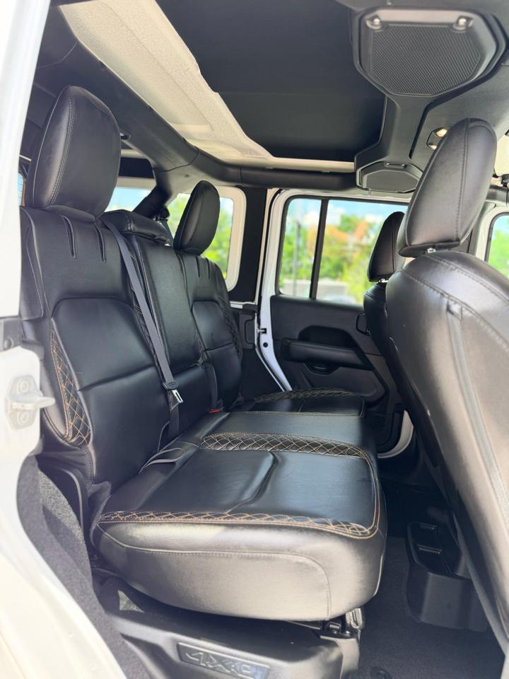 Jeep Wrangler 4xe Unlimited Sahara High Altitude 4x4 2021