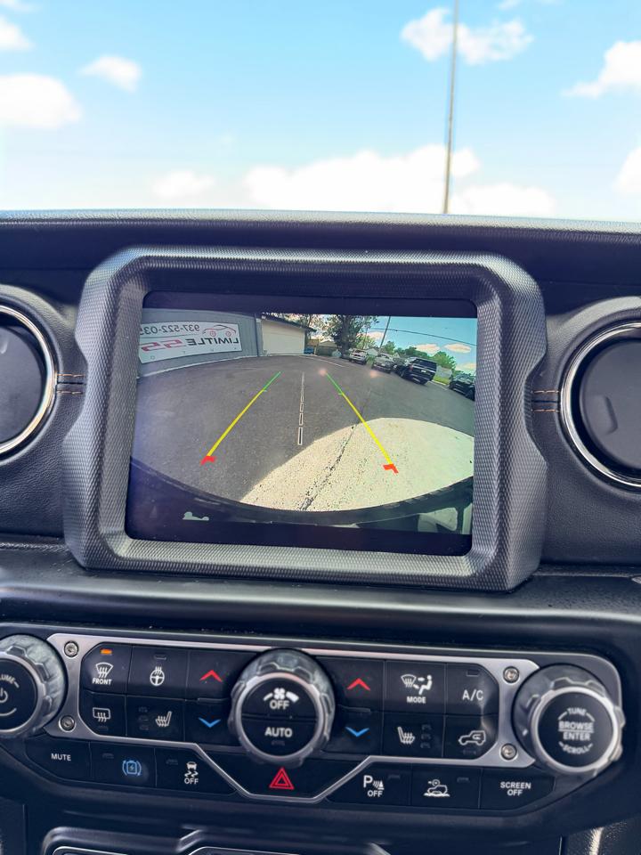 Jeep Wrangler 4xe Unlimited Sahara High Altitude 4x4 2021