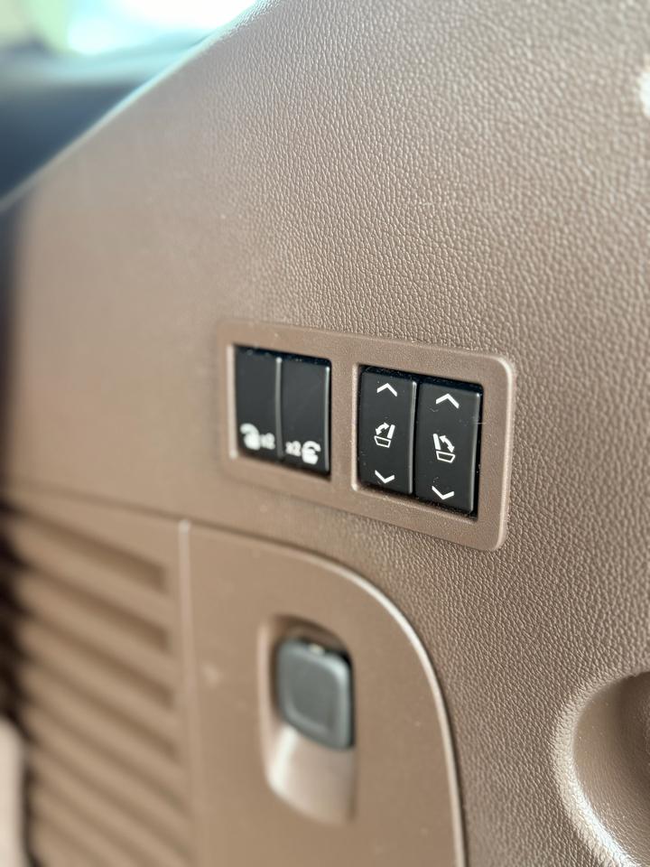 GMC Yukon 4WD 4dr Denali 2016