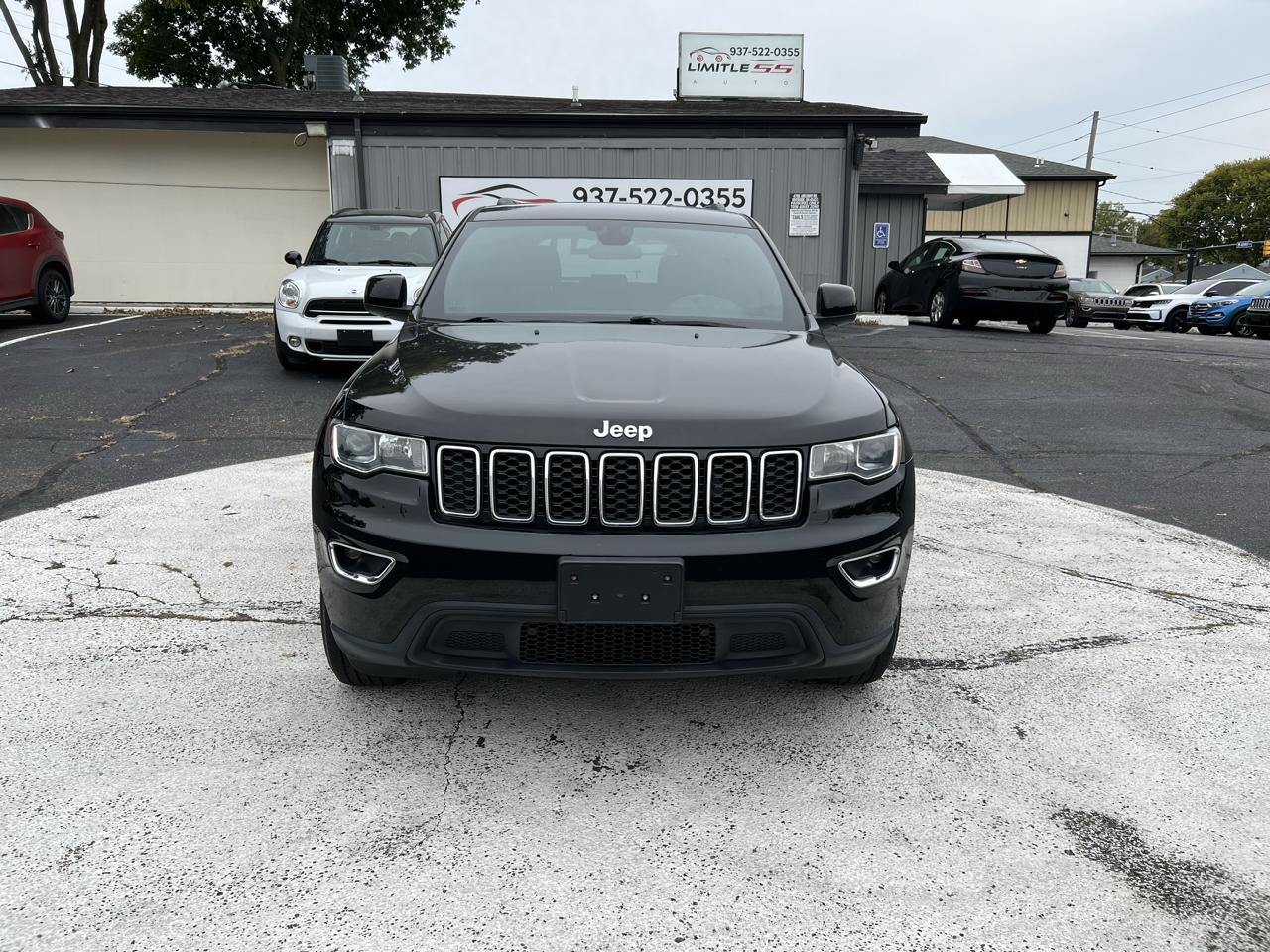 Jeep Grand Cherokee photo 2