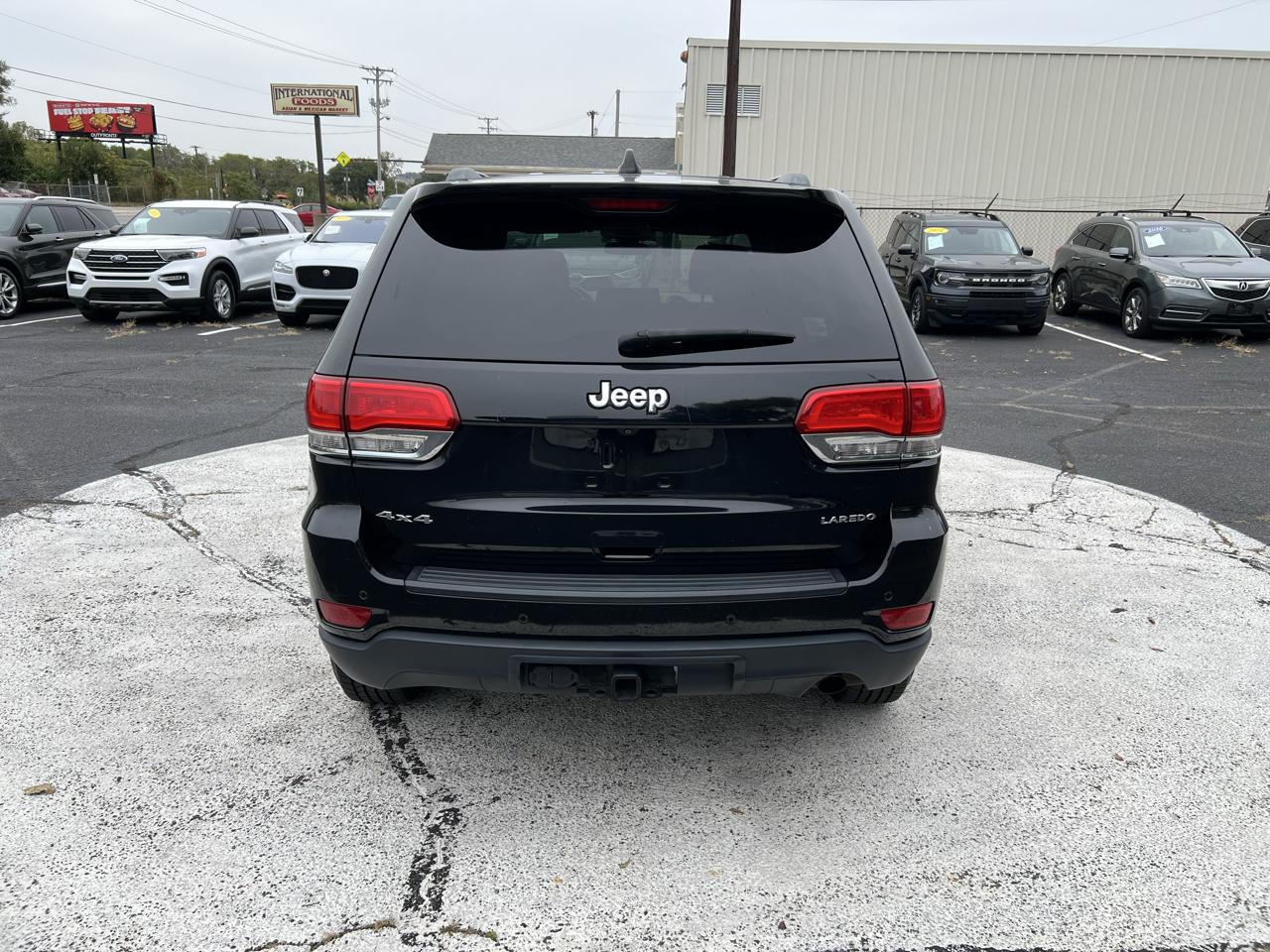 Jeep Grand Cherokee photo 6