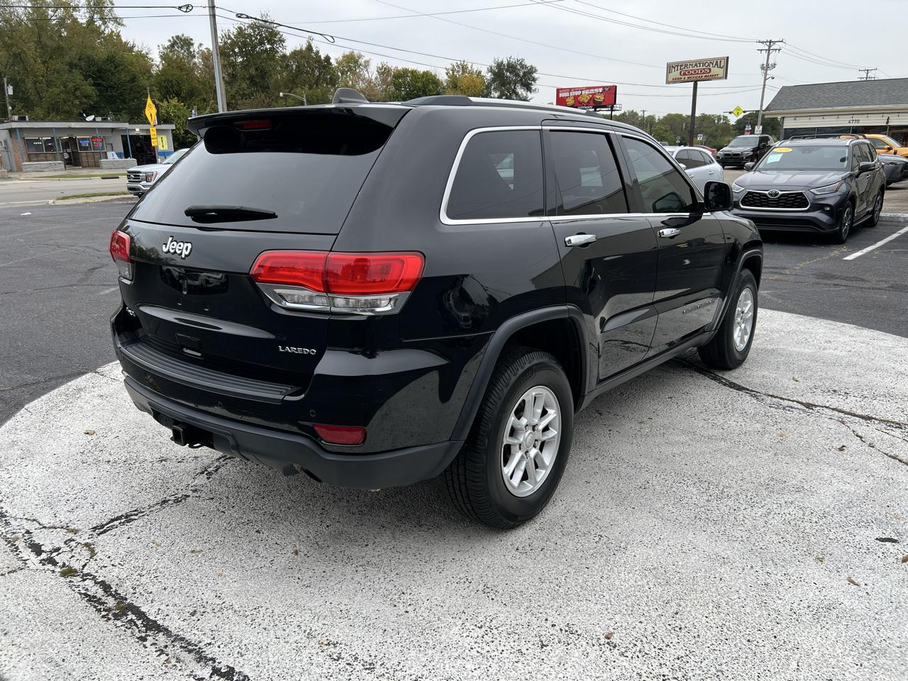 Jeep Grand Cherokee photo 7