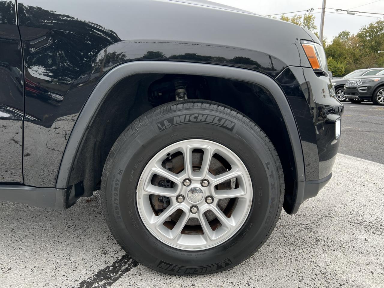 Jeep Grand Cherokee photo 11