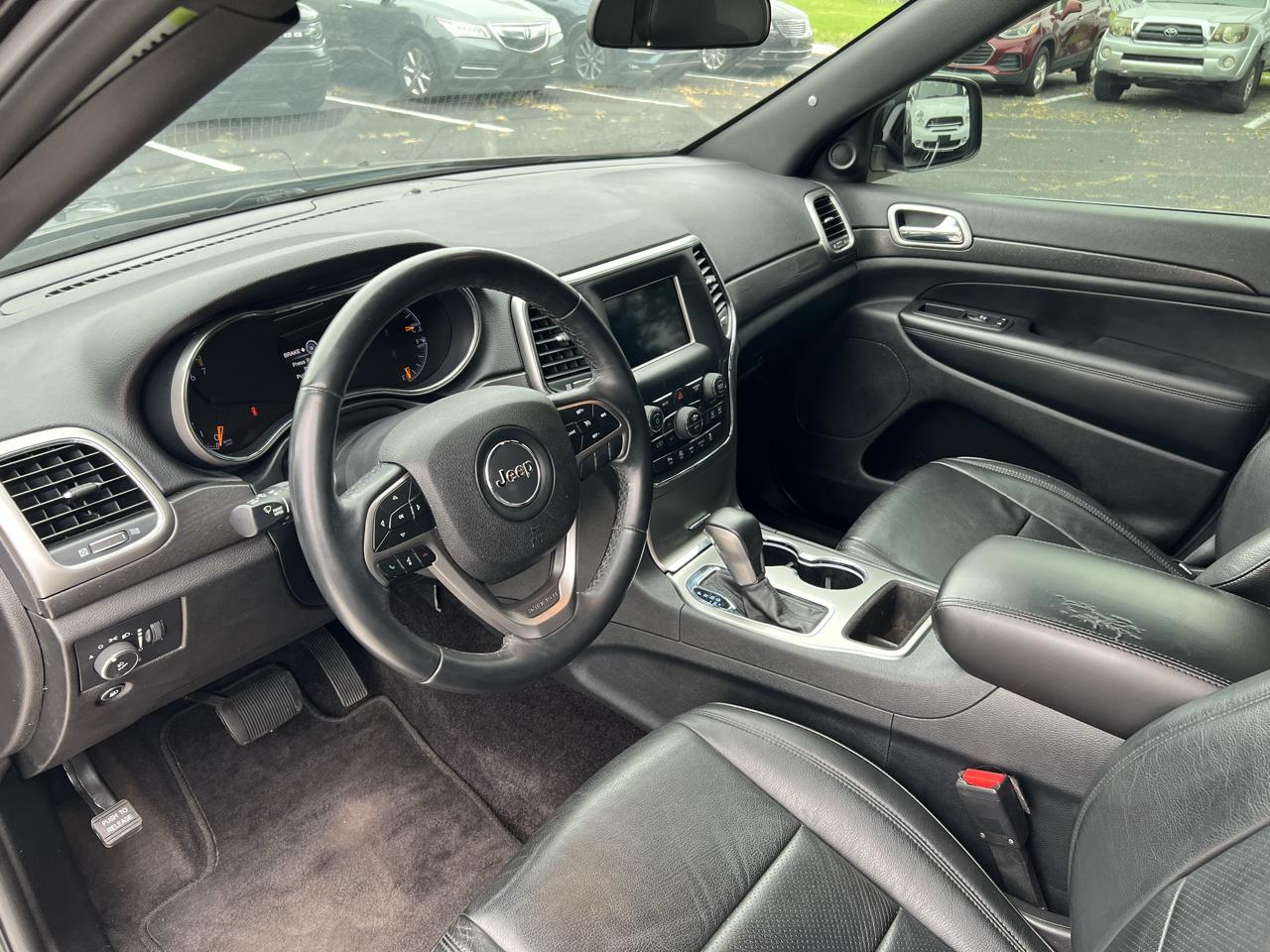 Jeep Grand Cherokee photo 15