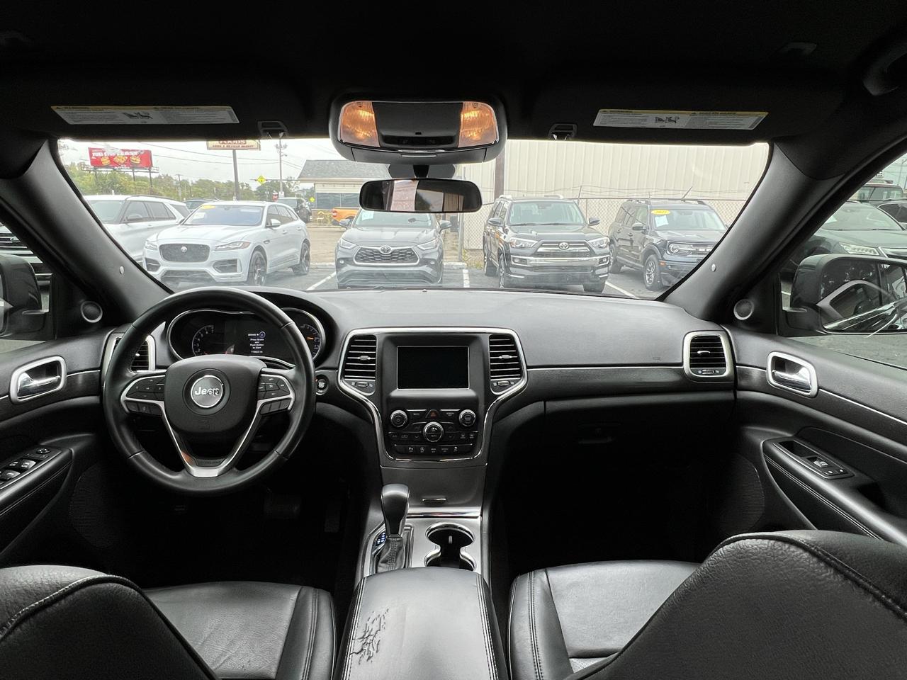Jeep Grand Cherokee photo 16