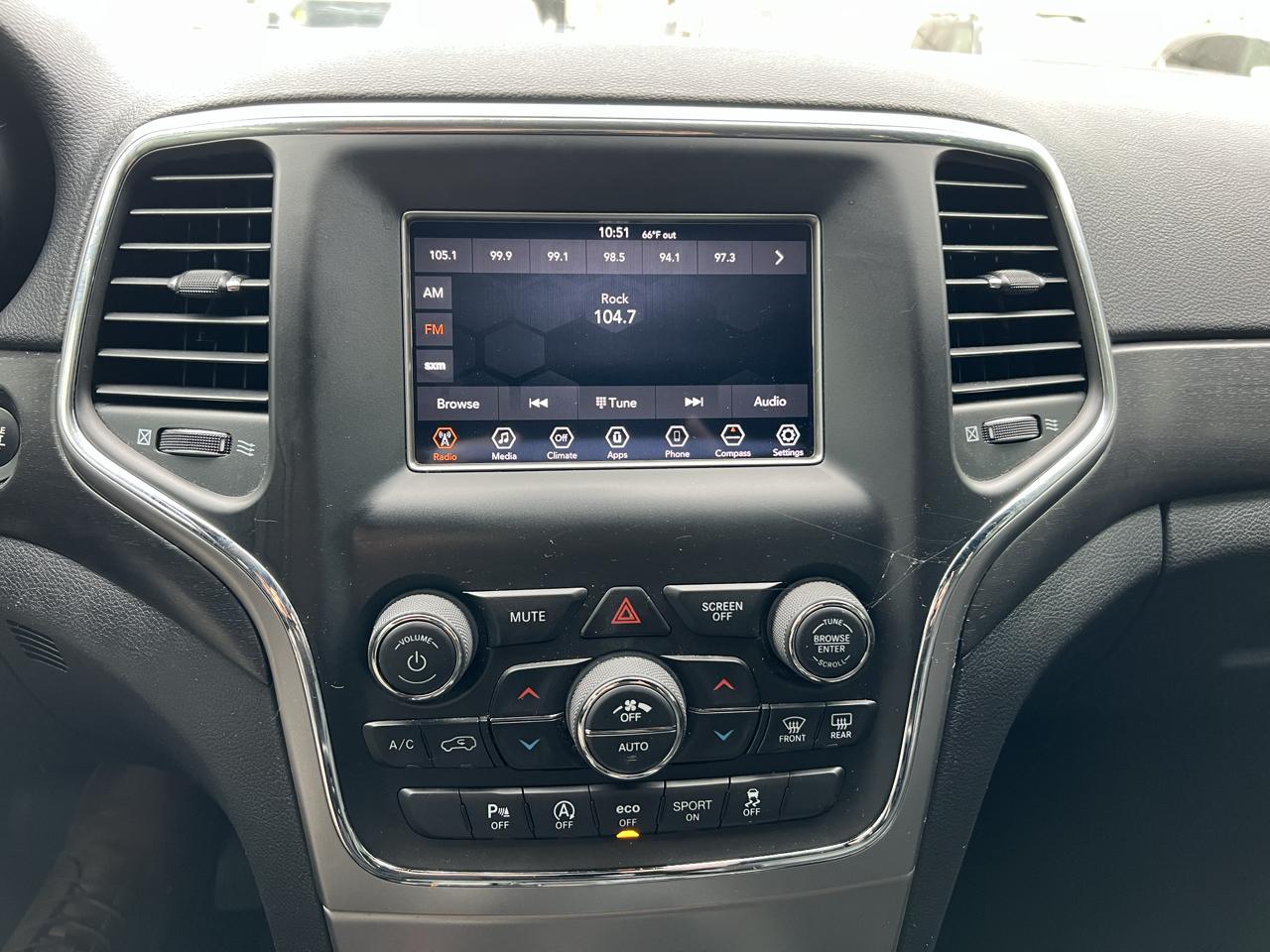 Jeep Grand Cherokee photo 23