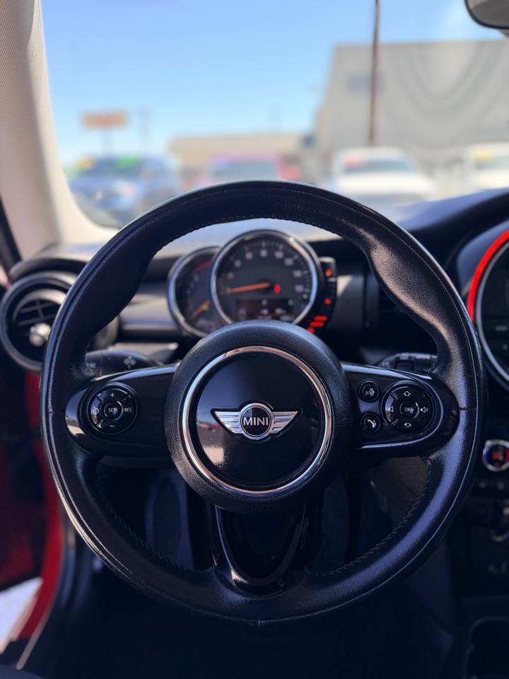 MINI Cooper Hardtop 2dr HB 2015