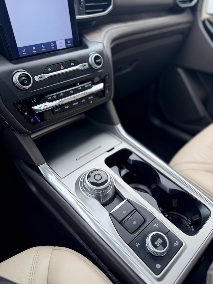 Ford Explorer Platinum 4WD 2020