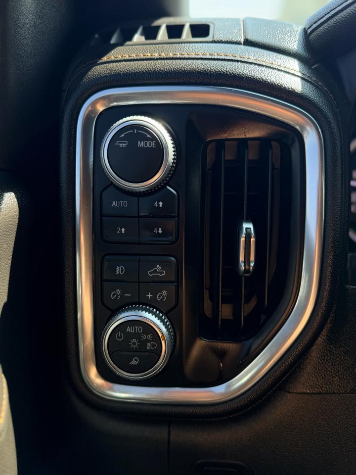 GMC Sierra 1500 4WD Crew Cab 147" AT4 2020