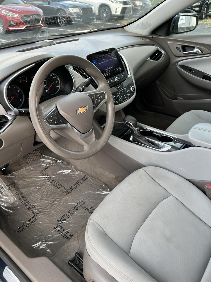 Chevrolet Malibu 4dr Sdn LT 2021