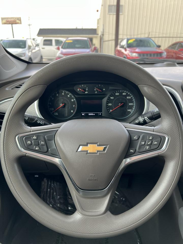 Chevrolet Malibu 4dr Sdn LT 2021