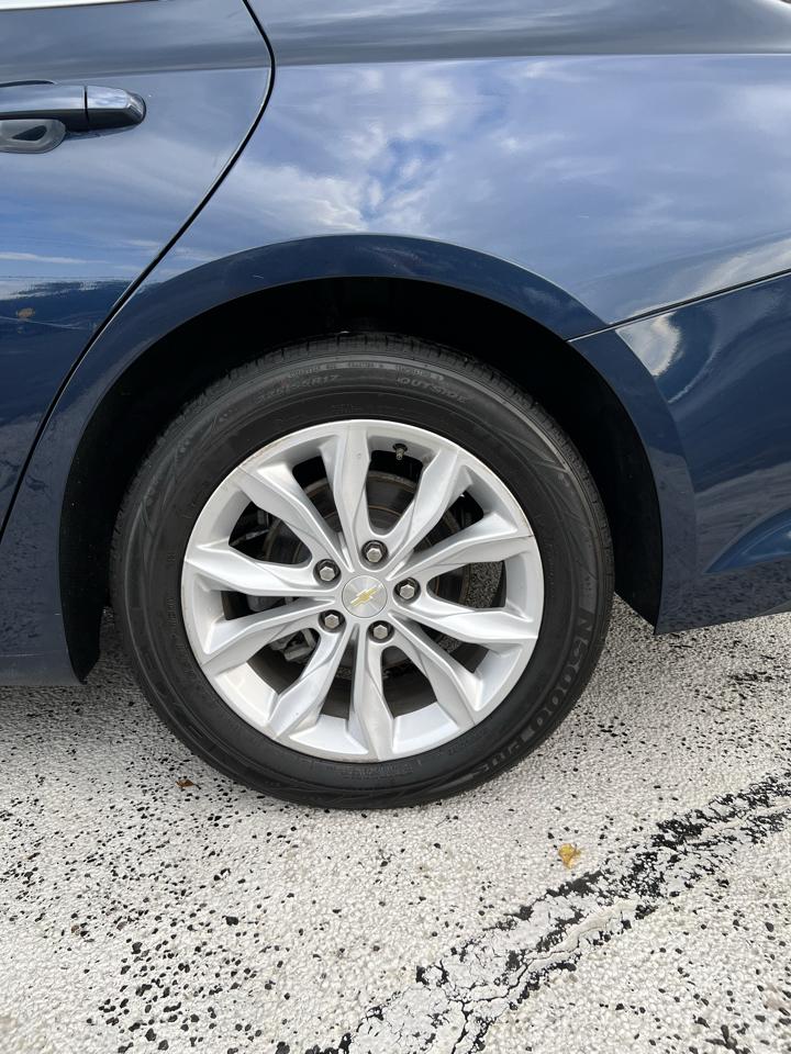 Chevrolet Malibu 4dr Sdn LT 2021