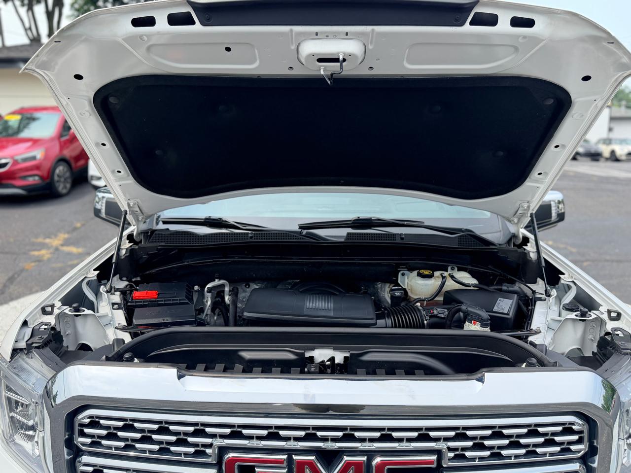 GMC Sierra 1500 4WD Crew Cab 147" Denali 2020