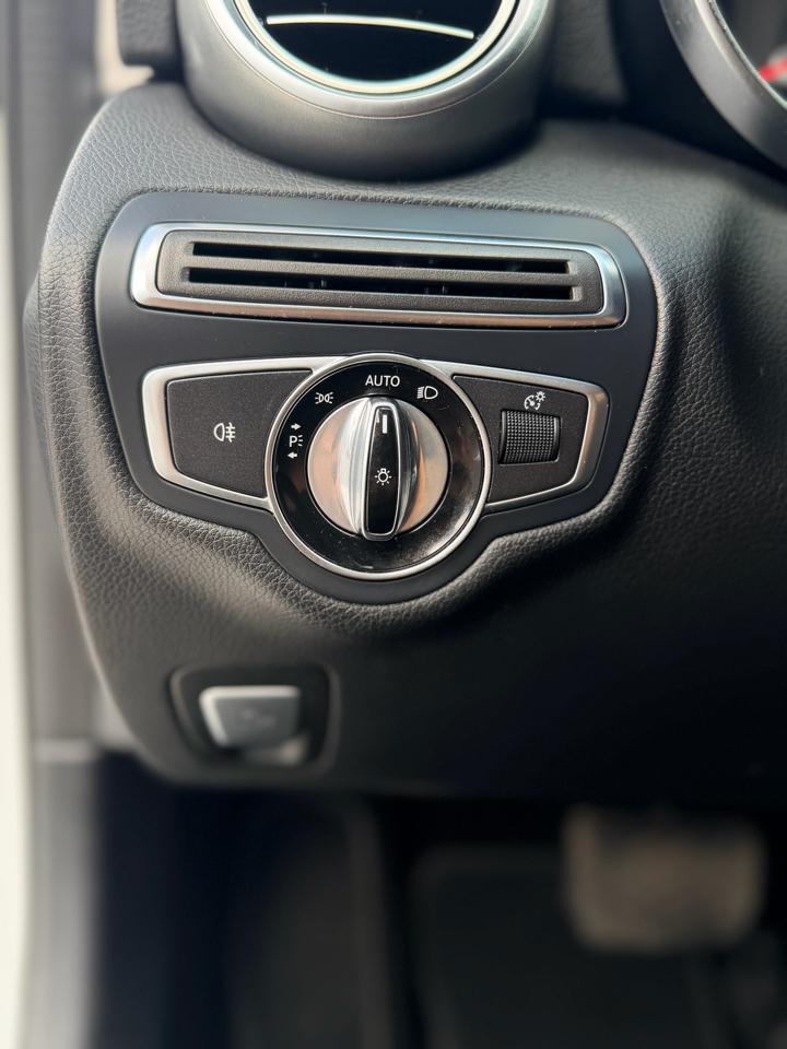 Mercedes-Benz C-Class 4dr Sdn C 300 4MATIC 2016