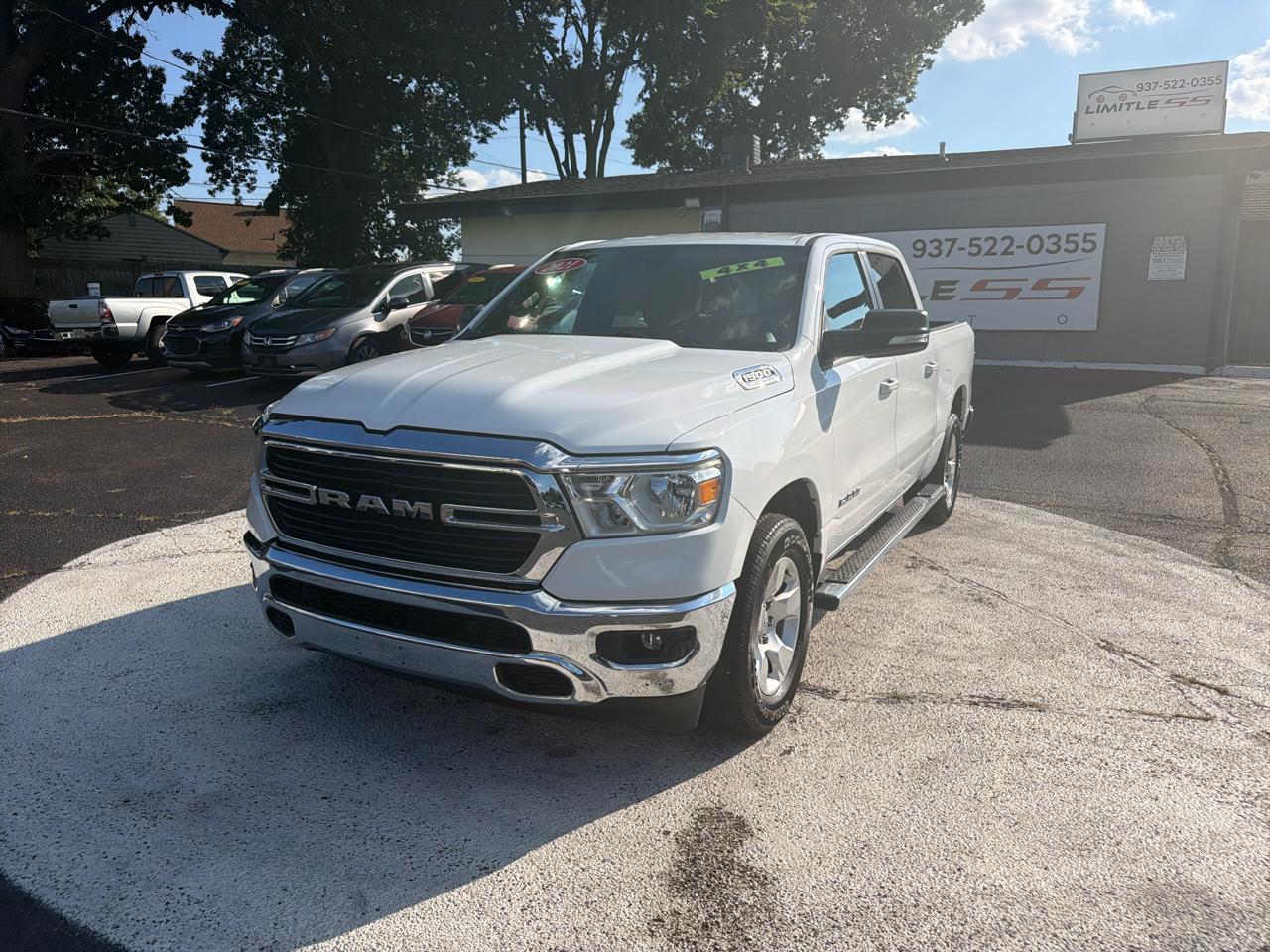 RAM 1500 Big Horn 4x4 Crew Cab 5'7" Box 2021
