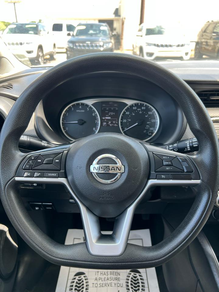 Nissan Kicks S FWD 2021