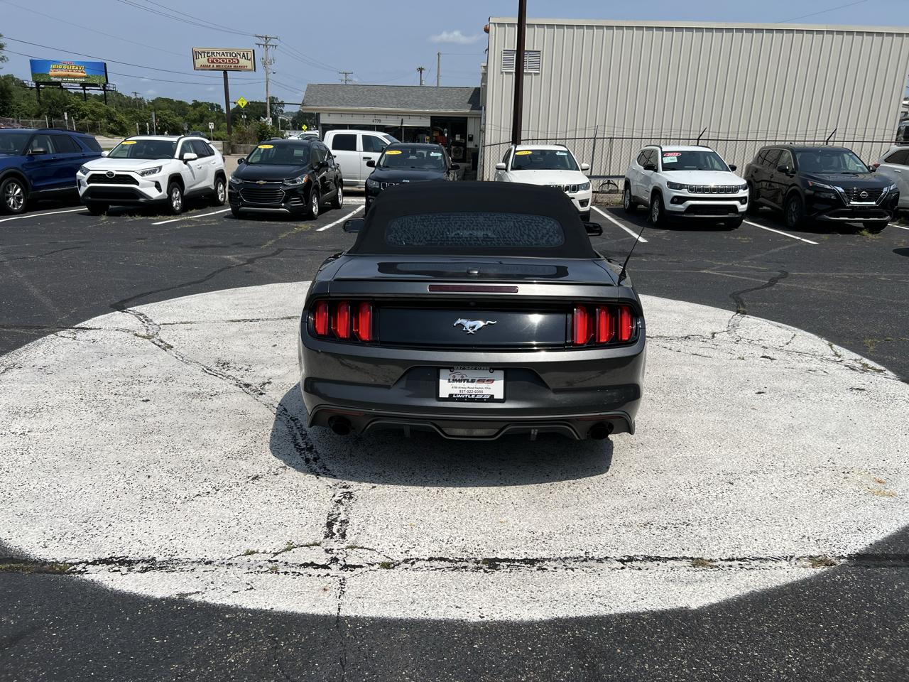 Ford Mustang 2dr Conv EcoBoost Premium 2017