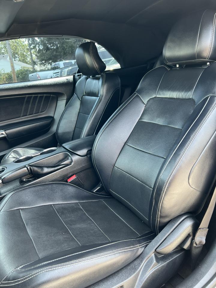 Ford Mustang 2dr Conv EcoBoost Premium 2017