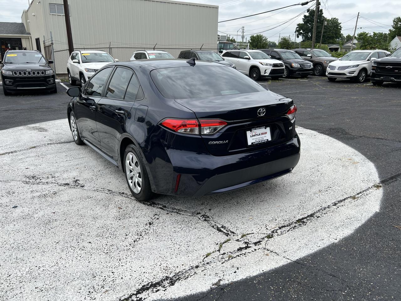 Toyota Corolla 4dr Sdn Auto LE (Natl) 2022