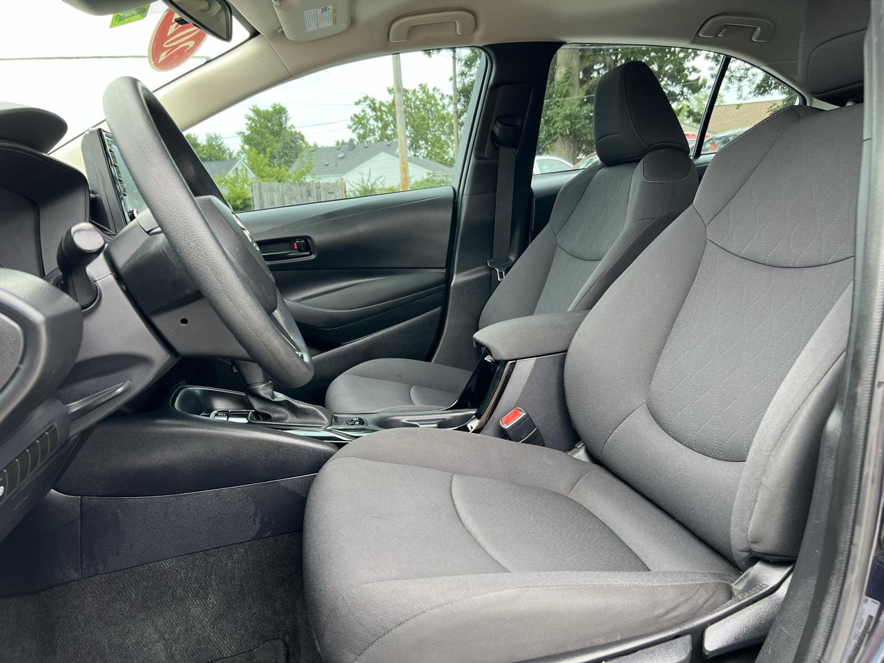 Toyota Corolla 4dr Sdn Auto LE (Natl) 2022
