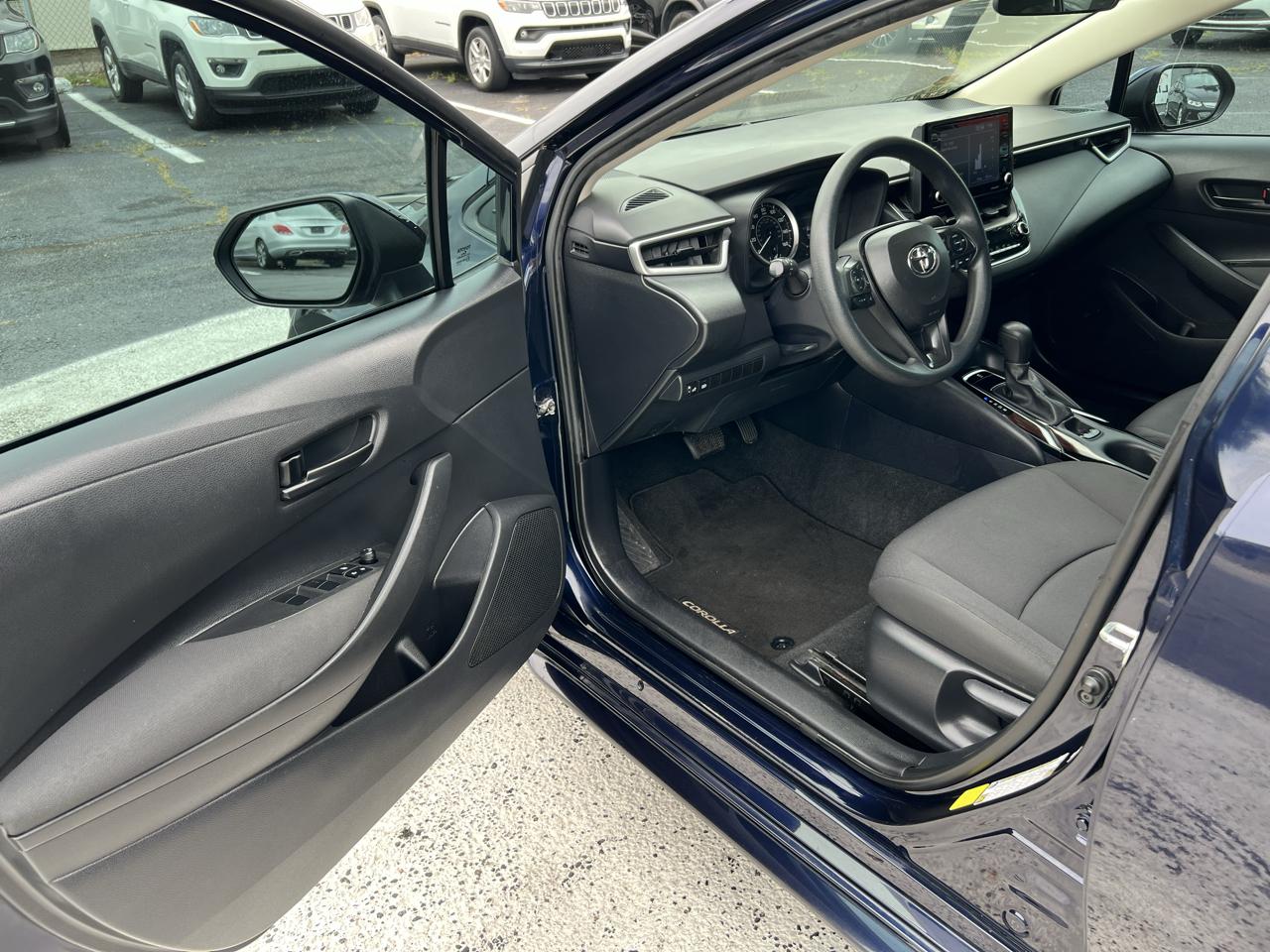 Toyota Corolla 4dr Sdn Auto LE (Natl) 2022