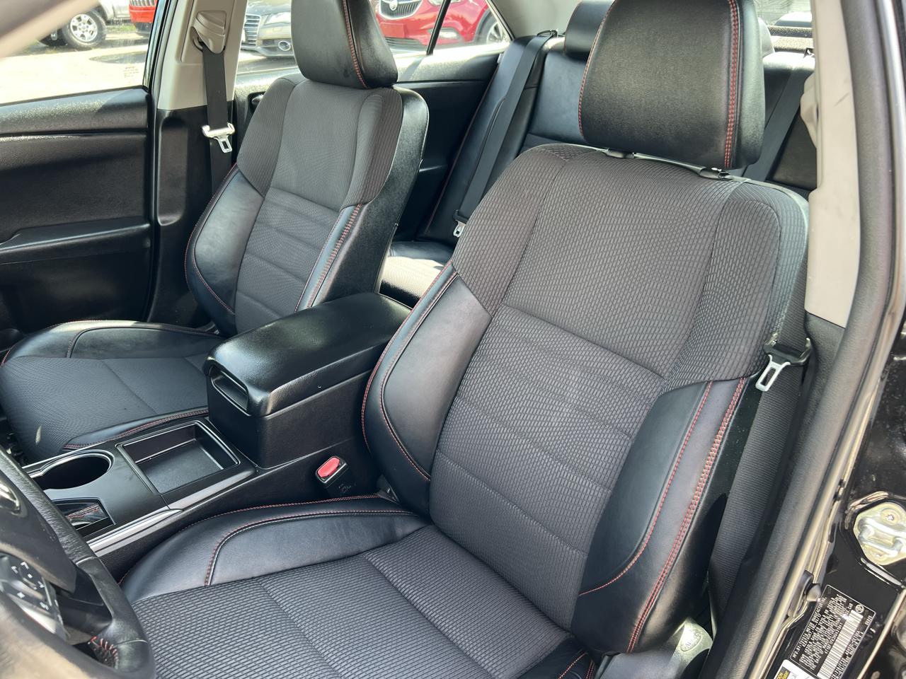 Toyota Camry SE Sport 4D Sedan 2017