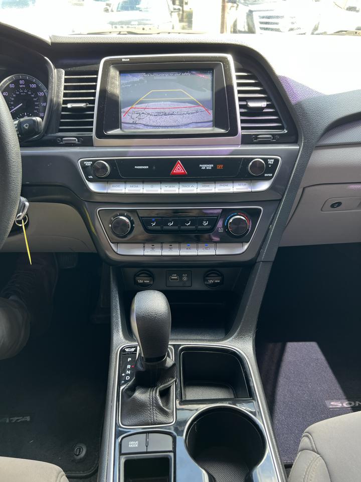 Hyundai Sonata SE 2.4L 2019