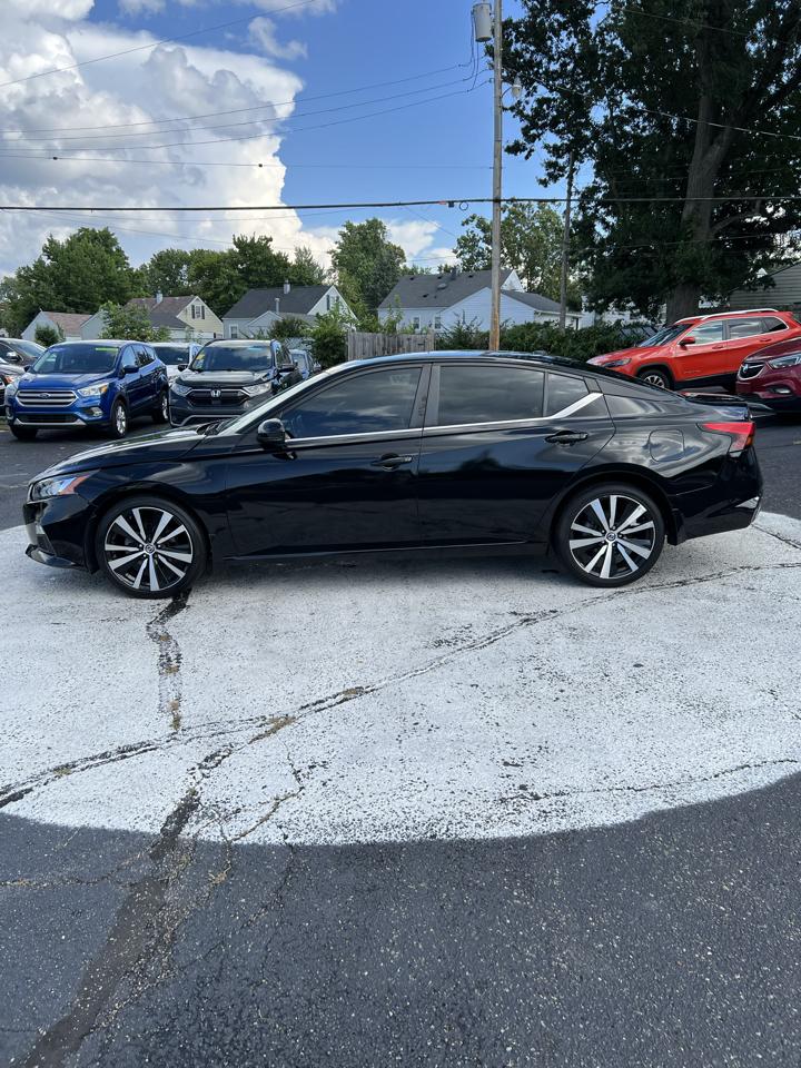 Nissan Altima 2.5 SR AWD Sedan 2021