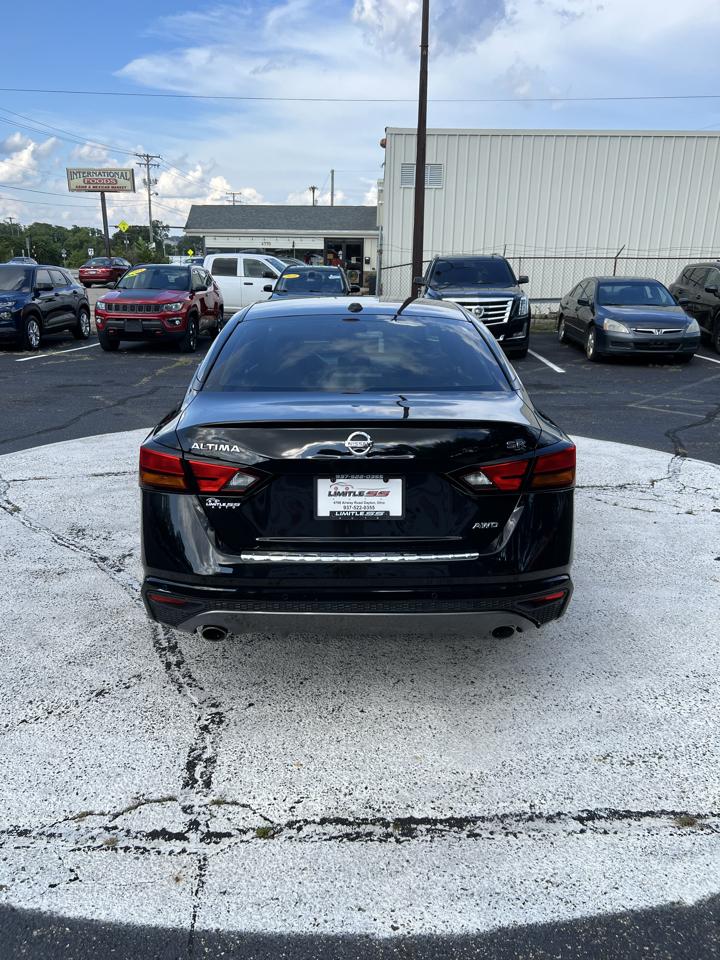 Nissan Altima 2.5 SR AWD Sedan 2021