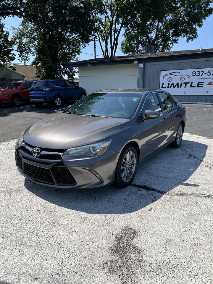 Toyota Camry 4dr Sdn I4 Auto SE w/Special Edition Pkg (Natl) 2016