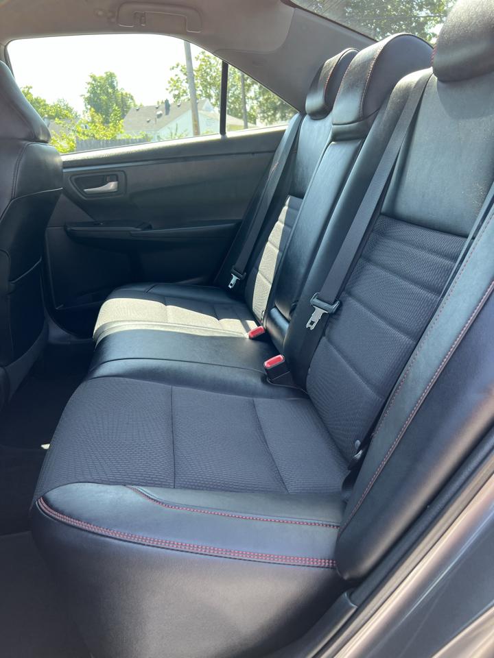 Toyota Camry 4dr Sdn I4 Auto SE w/Special Edition Pkg (Natl) 2016